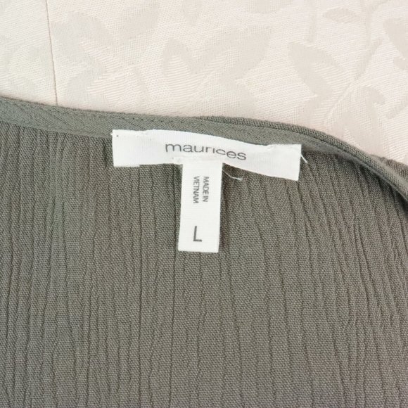 Maurices Women's L Green Eyelet Rayon Crinkle Flutter Sleeve Buttoned Blouse Top - Picture 7 of 8